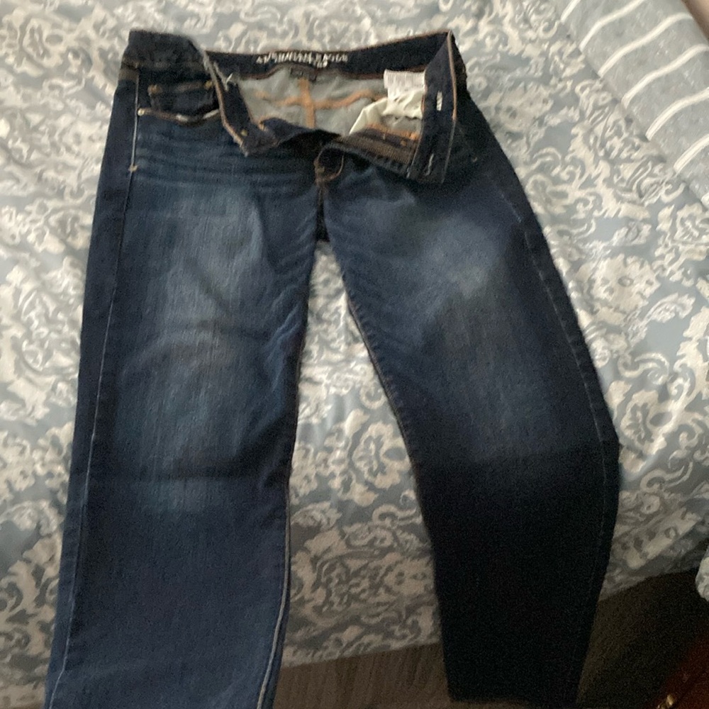 Women’s American Eagle super stretch skinny jeans. Sz12